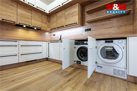 Prodej bytu 2+1, 96 m² - 28