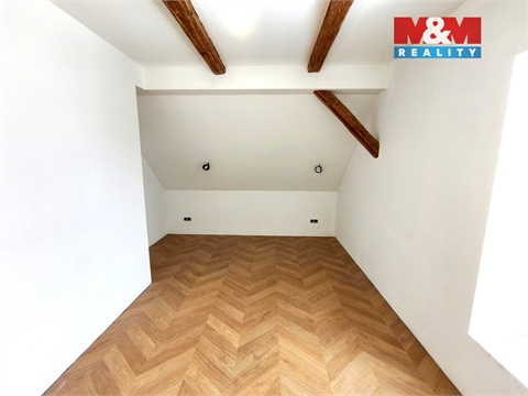 Prodej rodinného domu, 120 m² - 14