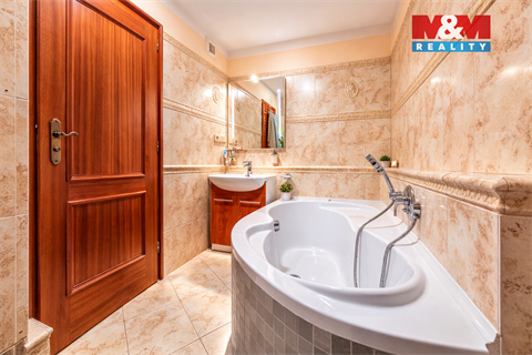 Prodej bytu 4+1, 77 m² - 16