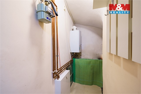 Prodej rodinného domu, 140 m² - 6