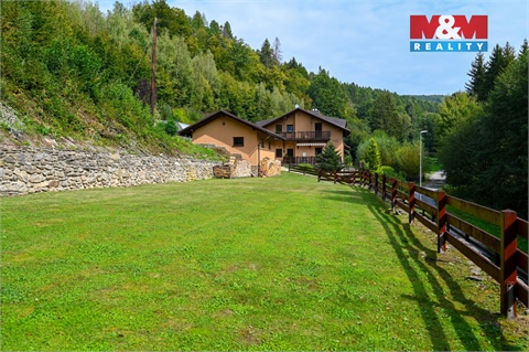 Prodej rodinného domu, 247 m² - 4