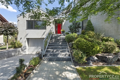 Prodej domu, 345 m² 0