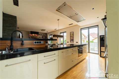 Prodej domu, 345 m² - 12