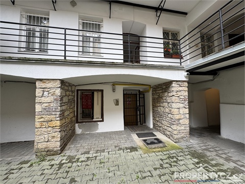 Prodej kanceláře, 114 m² 24