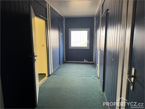 Pronájem skladu / haly, 14 m² 2