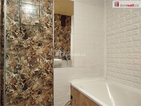 Prodej bytu 2+1, 63 m² 18