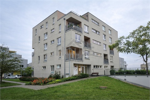Prodej bytu 2kk, 58 m² 0