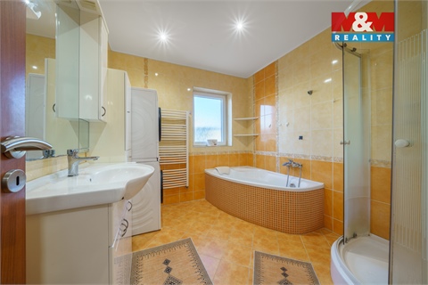 Prodej rodinného domu, 105 m² 2