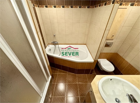 Prodej bytu 4+1, 83 m² 6