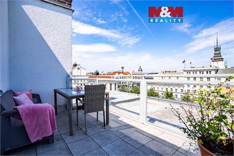 Pronájem bytu 1kk, 33 m² 0