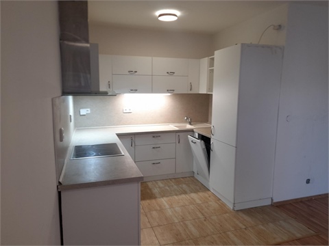 Prodej bytu 3kk, 66 m² 22