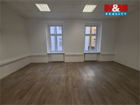Pronájem kanceláře, 161 m² 2