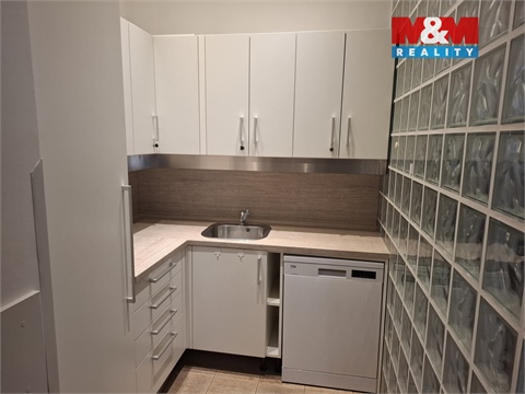 Pronájem kanceláře, 278 m² - 4