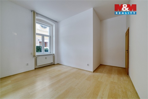 Pronájem bytu 3kk, 96 m² 26
