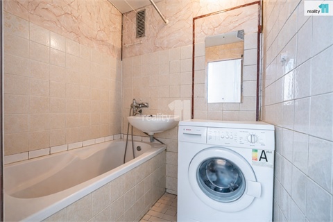 Prodej bytu 2+1, 52 m² 8