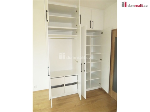 Pronájem bytu 1kk, 36 m² 12