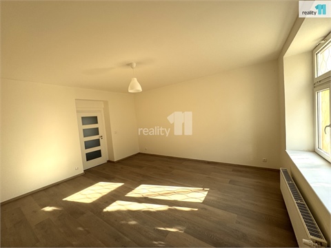 Pronájem bytu 1+1, 47 m² 2