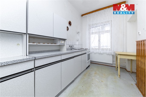 Prodej rodinného domu, 226 m² 2