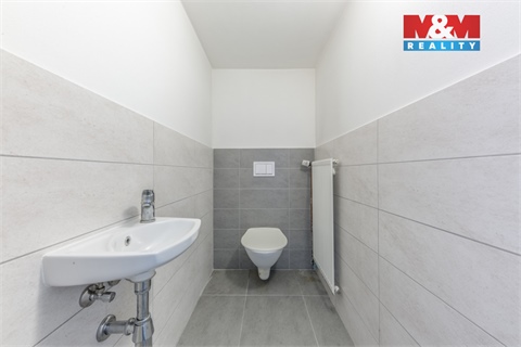 Prodej rodinného domu, 100 m² 10