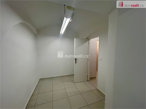 Pronájem obchodních prostor, 57 m² - 6