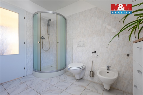 Prodej rodinného domu, 160 m² 8