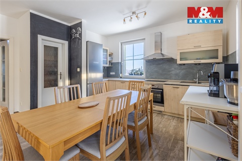 Prodej rodinného domu, 160 m² - 0