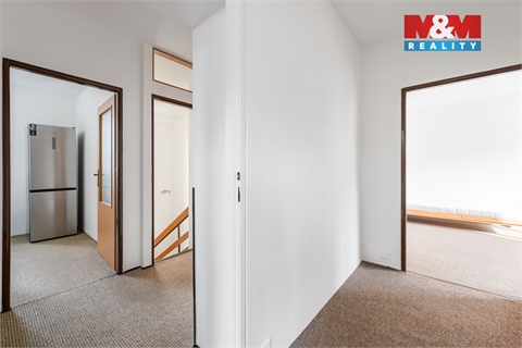 Prodej rodinného domu, 232 m² - 8