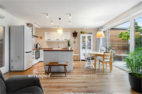 Prodej rodinného domu, 139 m² - 6