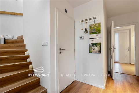 Prodej rodinného domu, 139 m² - 10