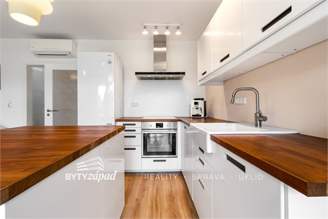 Prodej rodinného domu, 139 m² 6