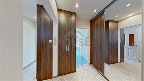 Prodej bytu 2+1, 60 m² 22