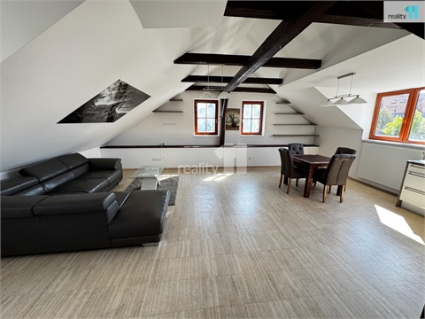 Prodej komerčního objektu, 541 m² 2