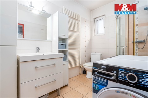 Prodej rodinného domu, 187 m² - 26