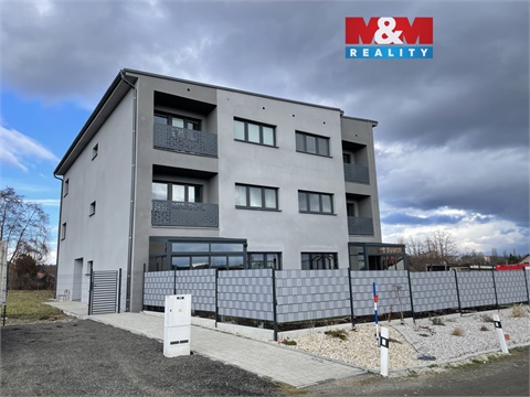 Pronájem bytu 1kk, 39 m² 0