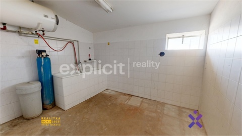 Prodej skladu / haly, 3 350 m² 18