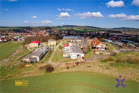 Prodej skladu / haly, 3 350 m² 2