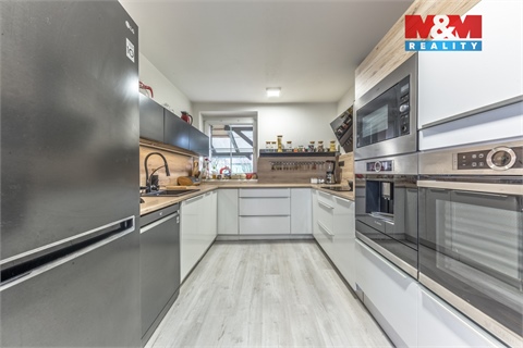 Prodej rodinného domu, 190 m² - 0