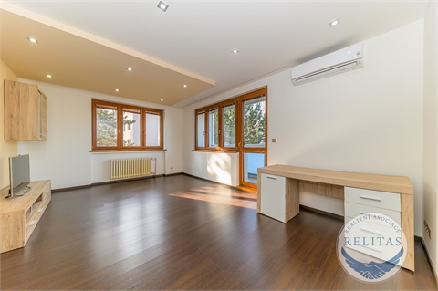 Pronájem bytu 3+1, 76 m² - 0