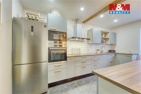 Prodej bytu 4+1, 109 m² 16