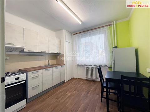 Pronájem bytu 1+1, 38 m² 2