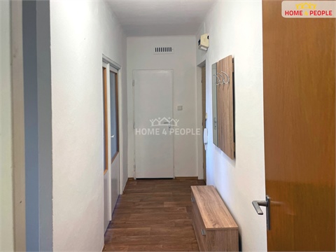 Pronájem bytu 1+1, 38 m² - 8