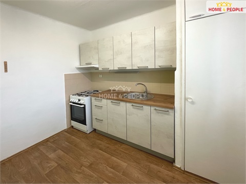 Pronájem bytu 1+1, 38 m² - 2