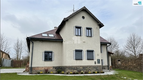 Prodej rodinného domu, 258 m² 12