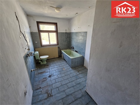 Prodej rodinného domu, 422 m² 14