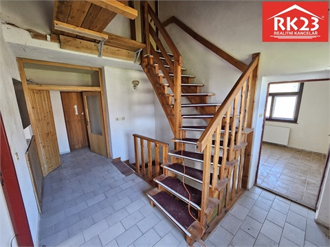 Prodej rodinného domu, 422 m² 12