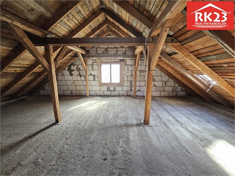 Prodej rodinného domu, 422 m² - 12