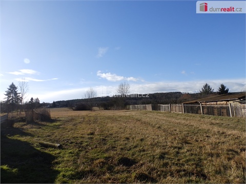 Prodej stavebního pozemku, 1 674 m² 0