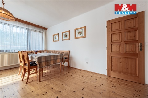 Prodej rodinného domu, 300 m² - 24