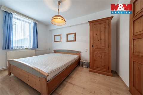 Prodej rodinného domu, 300 m² - 6