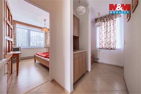 Prodej rodinného domu, 300 m² - 12